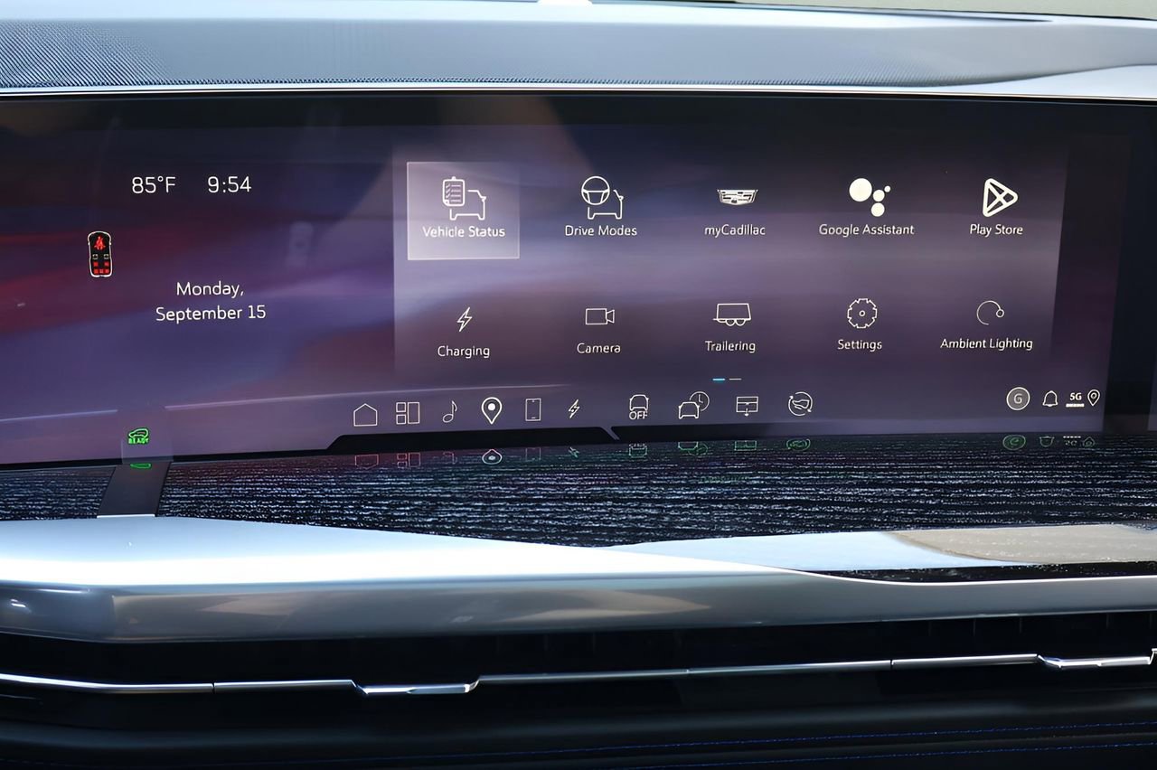 New 2026 Cadillac Escalade IQL Sport 1 w/ LPO, ONYX Package image 20