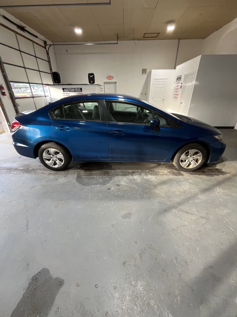 Used 2014 Honda Civic LX image 2