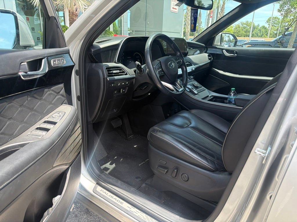 Used 2022 Hyundai Palisade Calligraphy w/ Cargo Package FWD image 5