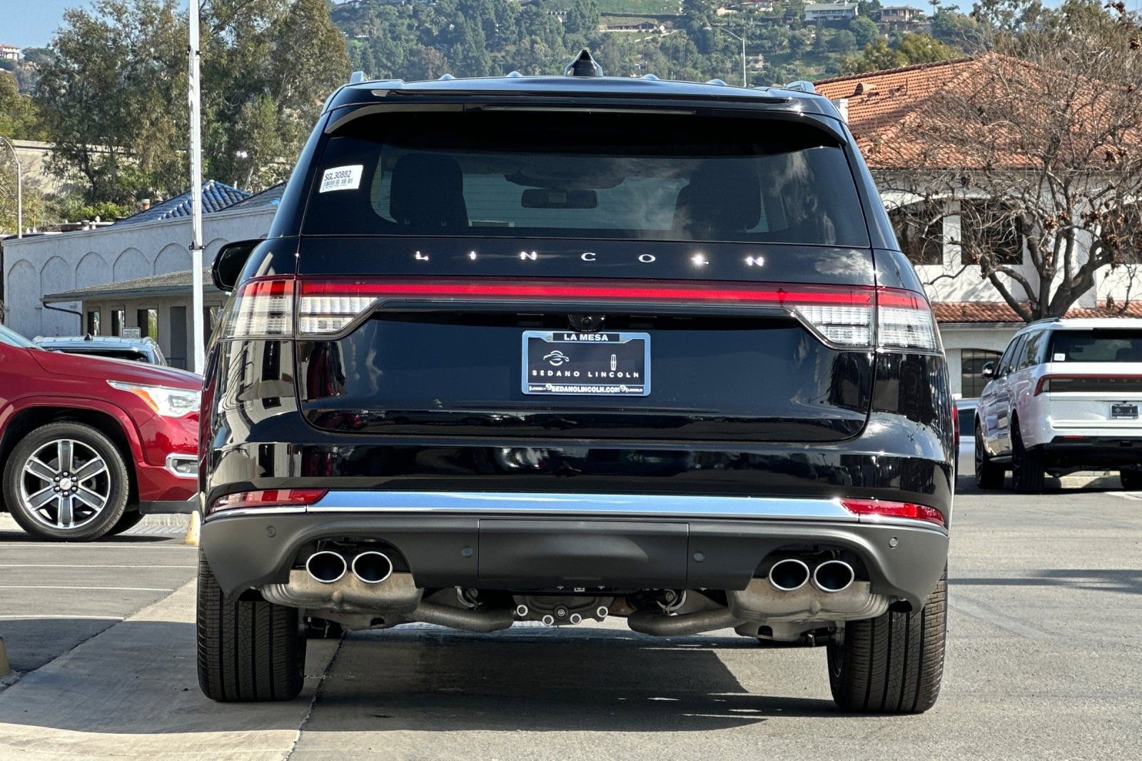 New 2025 Lincoln Aviator 2WD w/ Equipment Group 101A image 4