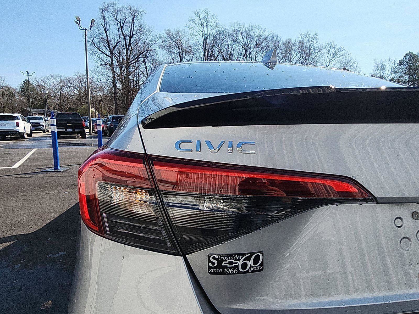 Used 2024 Honda Civic Sport image 13