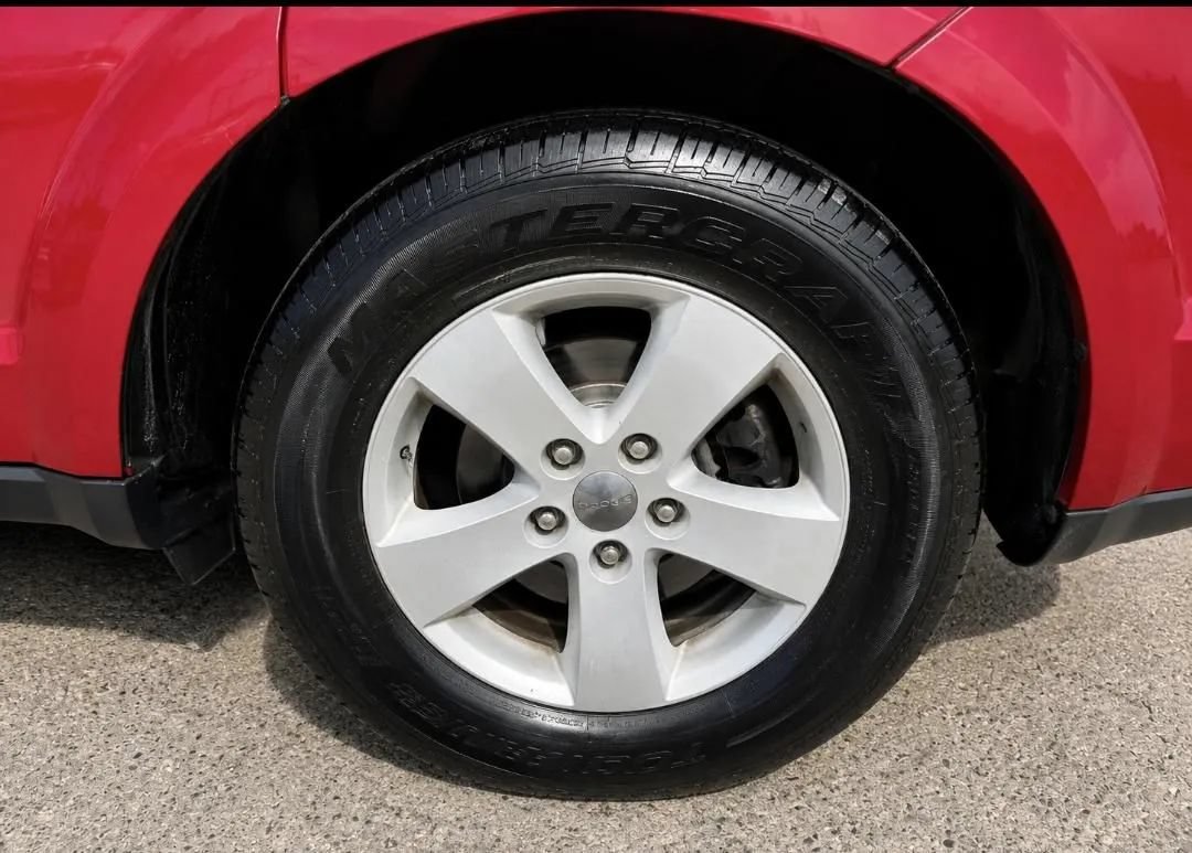 Used 2012 Dodge Journey SXT w/ Popular Equipment Group AWD/4WD image 30
