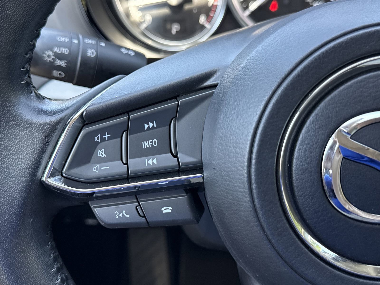 Used 2023 MAZDA CX-9 Touring Plus image 22