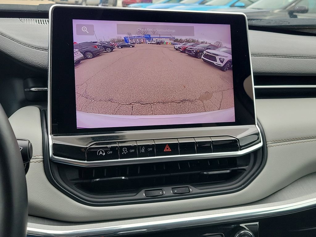 Used 2022 Jeep Compass Limited image 22