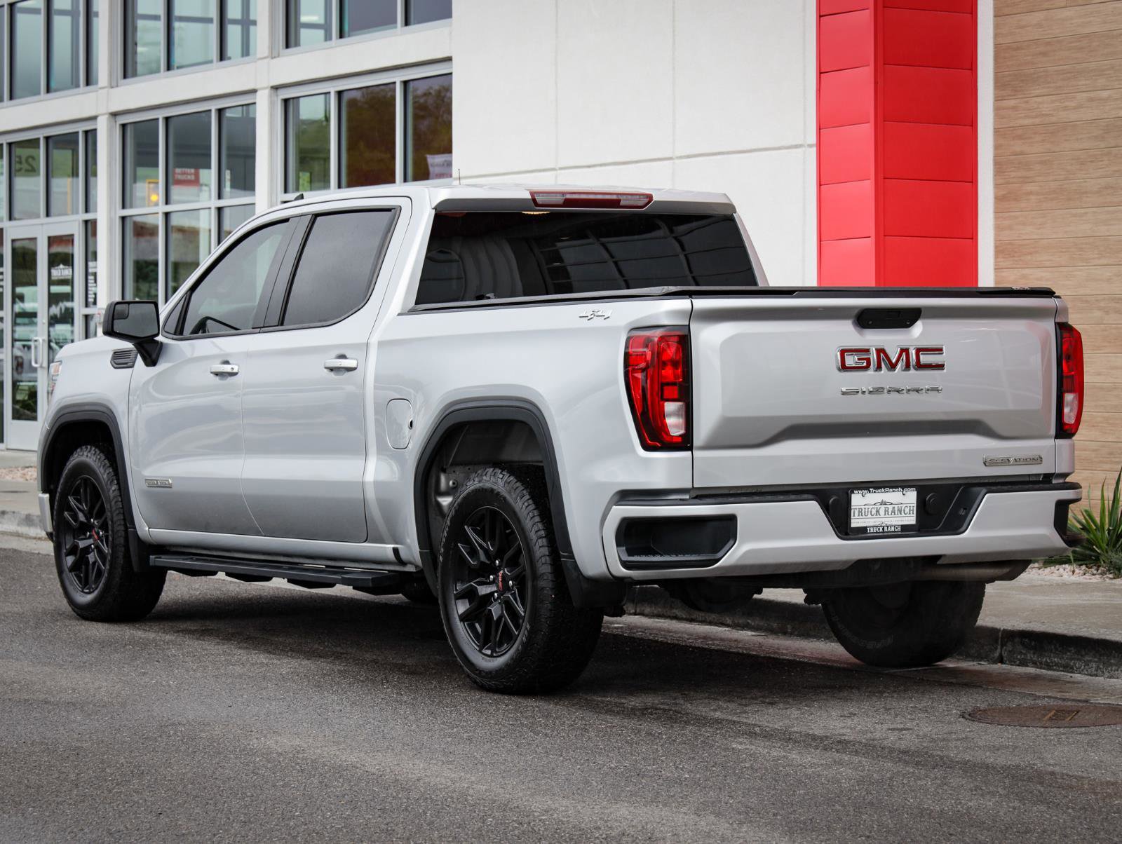 Used 2020 GMC Sierra 1500 Elevation AWD/4WD image 7