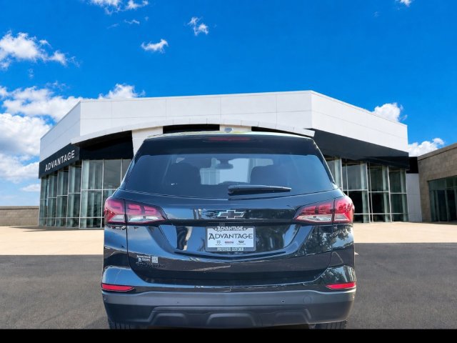 Certified 2024 Chevrolet Equinox LS w/ LS Convenience Package FWD image 4