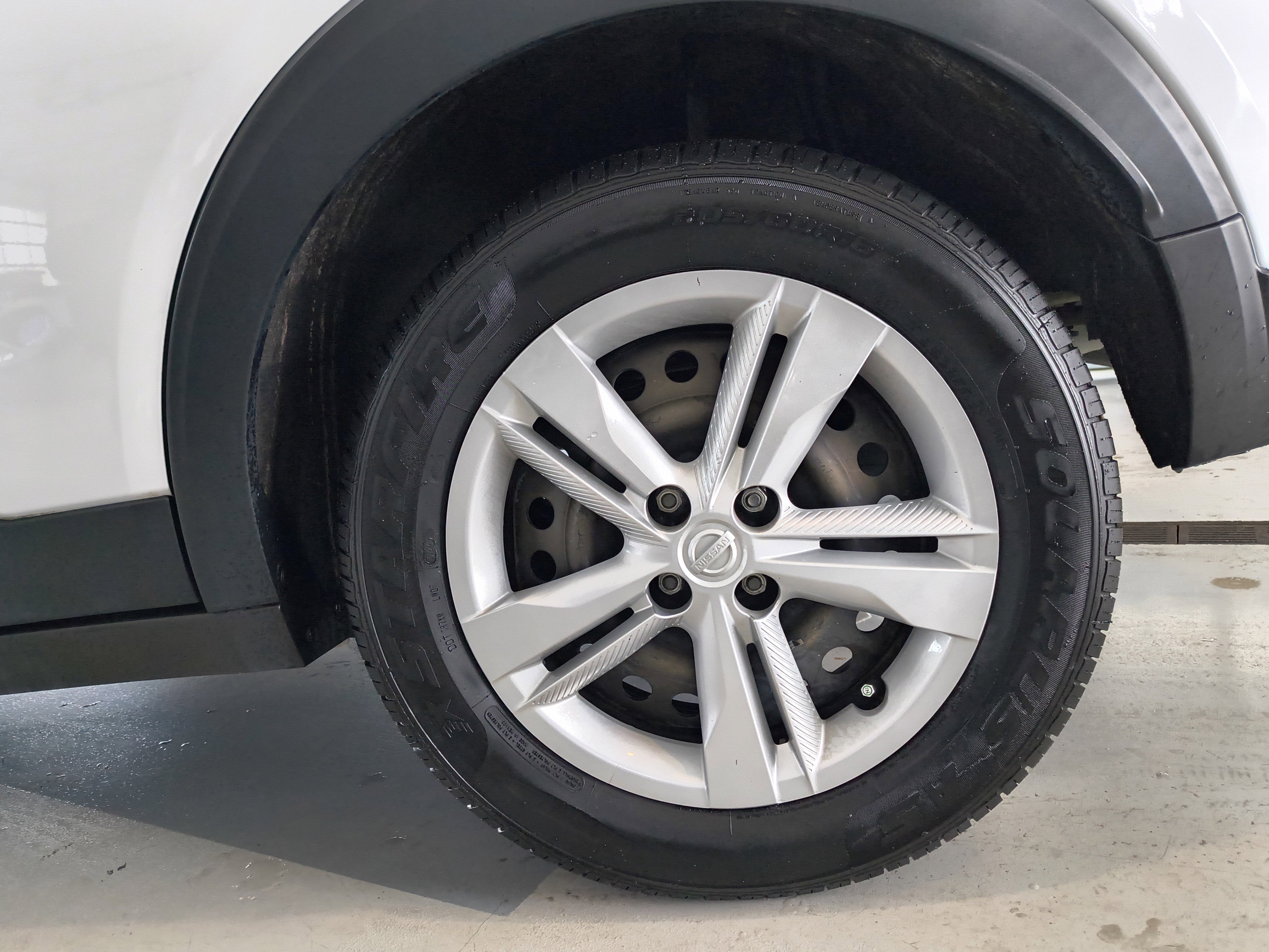 Used 2024 Nissan Kicks S image 25