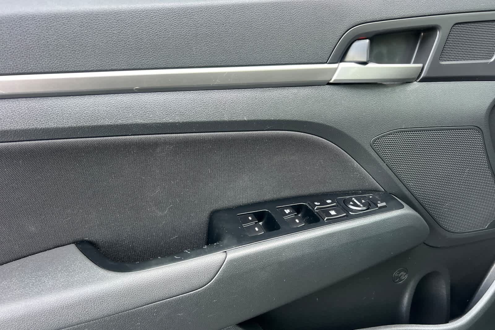 Used 2019 Hyundai Elantra Value Edition w/ Cargo Package FWD image 12