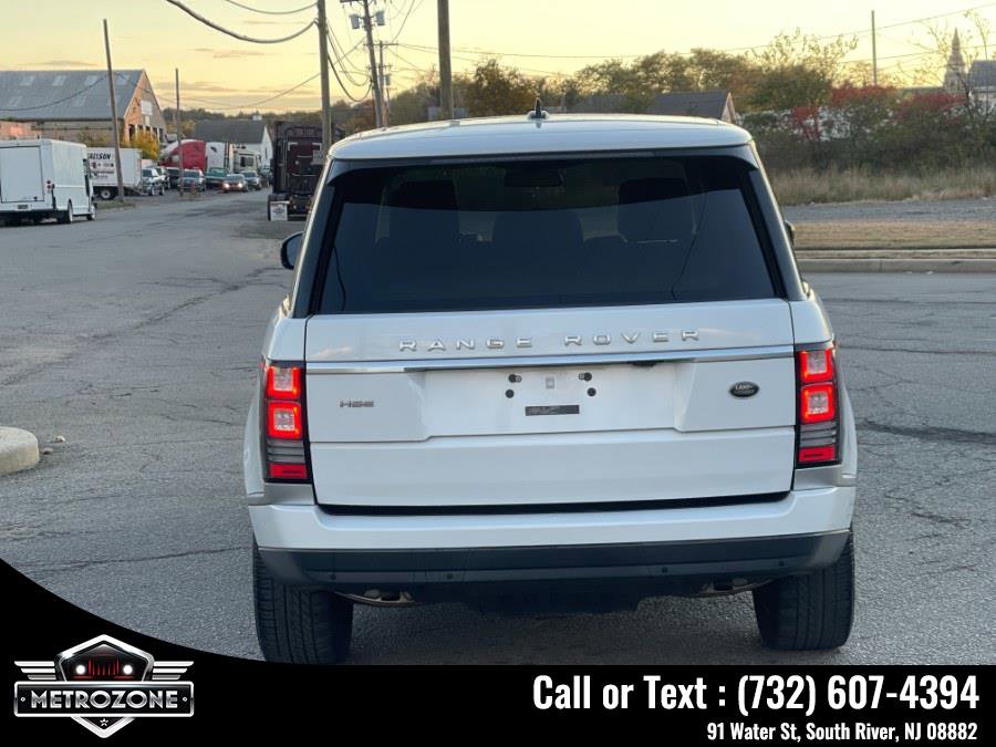 Used 2016 Land Rover Range Rover HSE image 14
