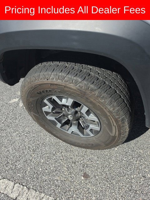 Used 2019 Toyota Tacoma TRD Off-Road AWD/4WD image 7