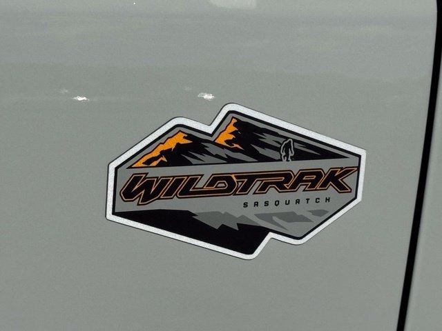 Used 2023 Ford Bronco Wildtrak AWD/4WD image 11