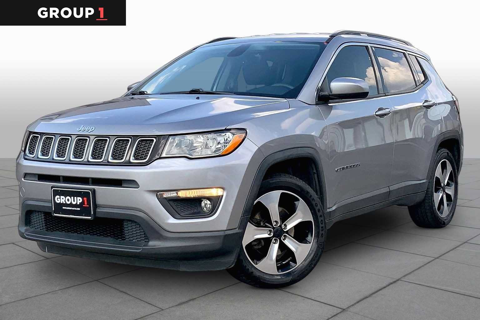 Used 2018 Jeep Compass Latitude w/ Popular Equipment Group FWD image 1