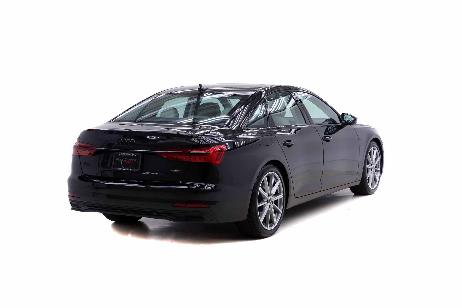 Certified 2025 Audi A6 Premium Plus w/ Premium Plus Package AWD/4WD image 4