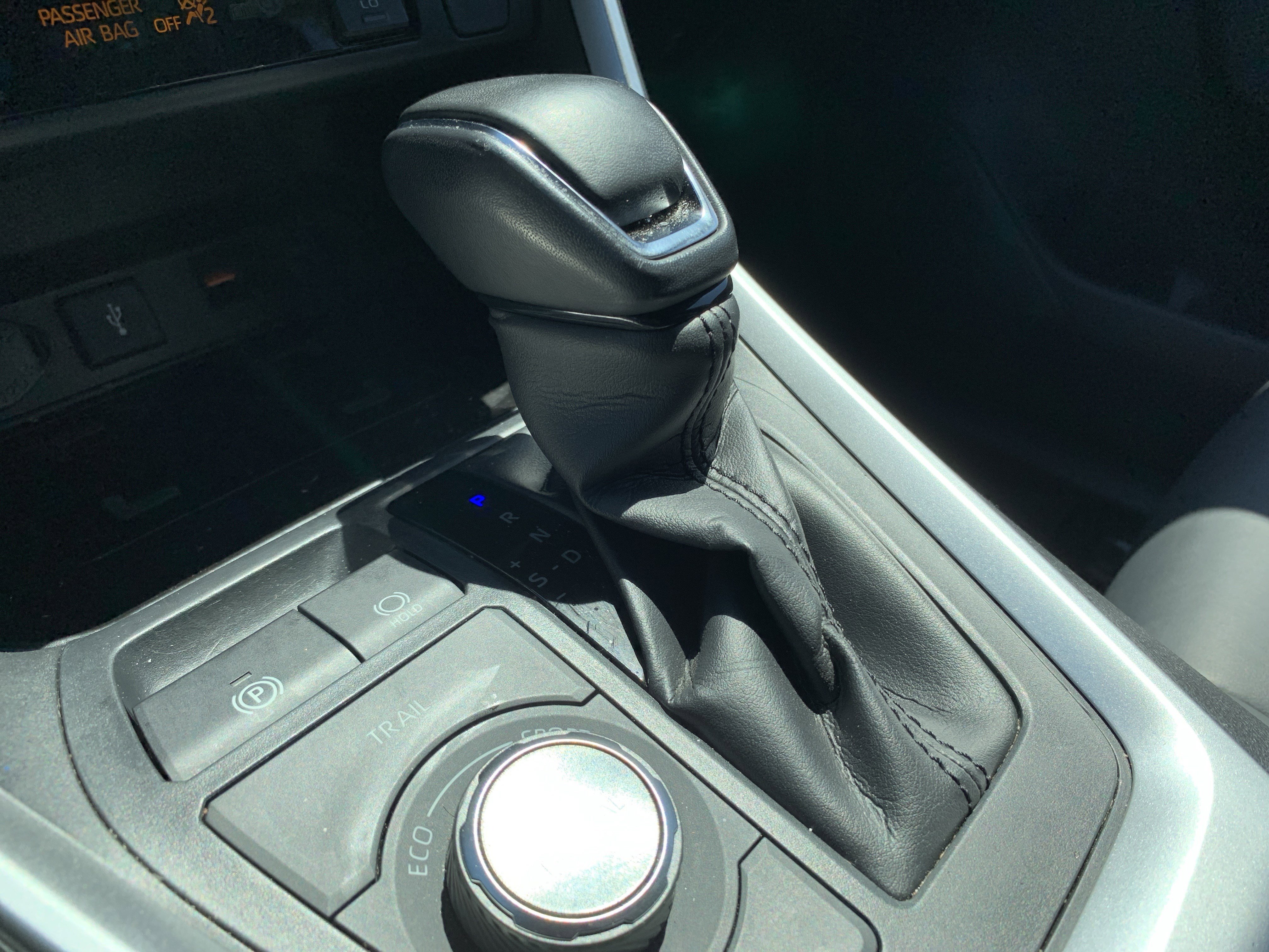Used 2022 Toyota RAV4 XSE AWD/4WD image 26
