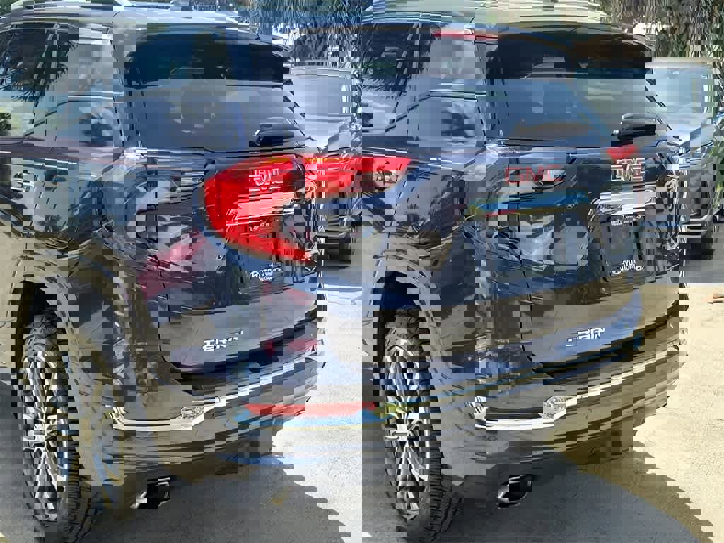 Used 2019 GMC Terrain Denali w/ Driver Alert Package II image 6