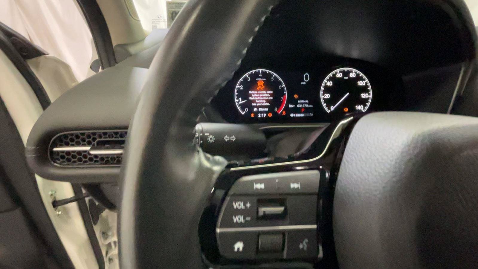 Certified 2025 Honda HR-V EX-L image 32