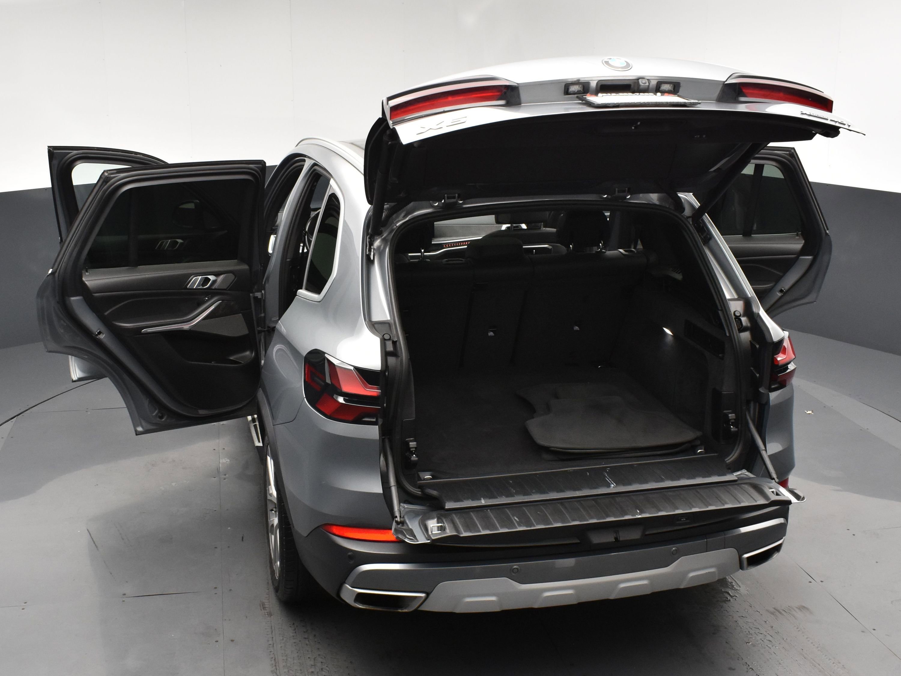 Used 2024 BMW X5 xDrive40i image 28