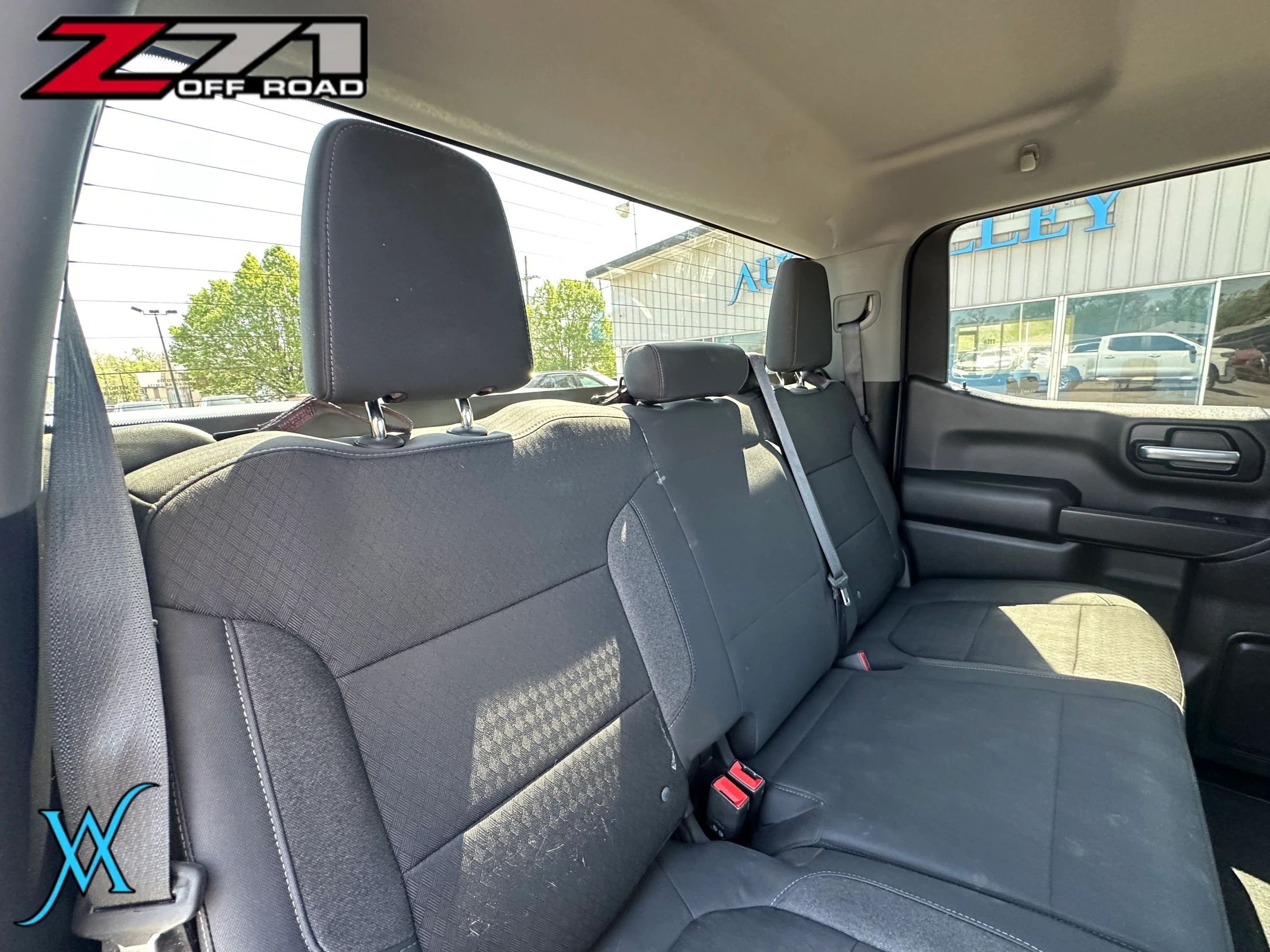 Used 2019 Chevrolet Silverado 1500 LT w/ All-Star Edition AWD/4WD image 26
