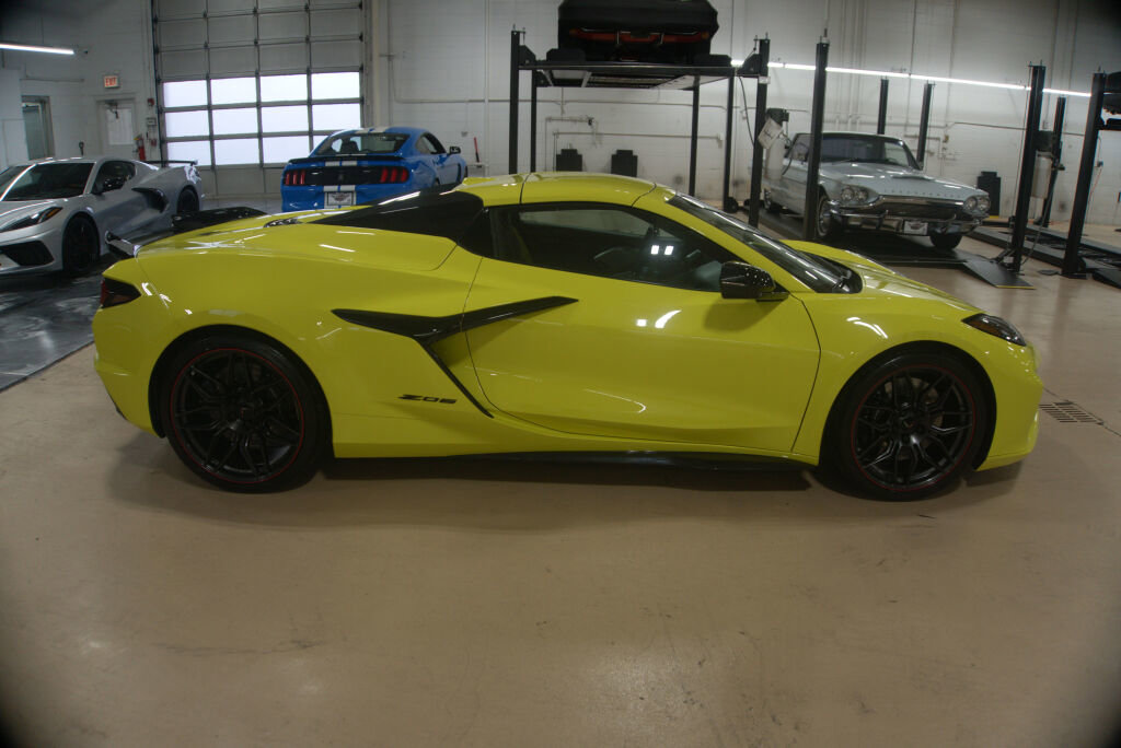 Used 2024 Chevrolet Corvette Z06 image 6