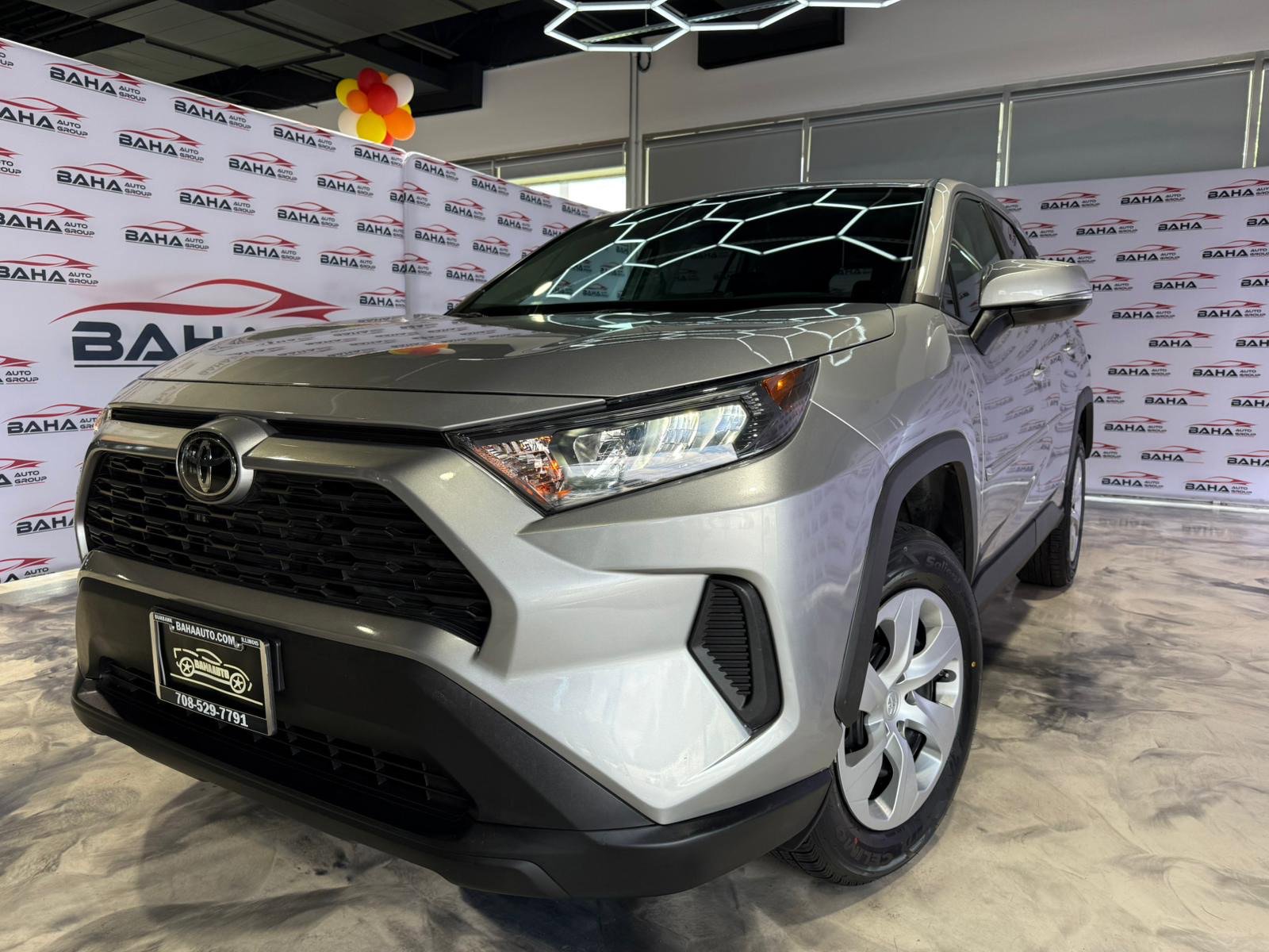 Used 2022 Toyota RAV4 LE image 10