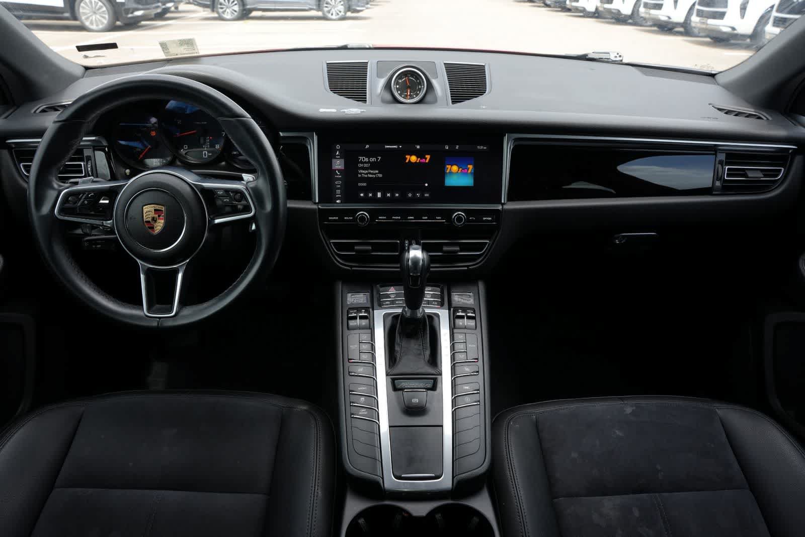 Used 2019 Porsche Macan AWD/4WD image 6
