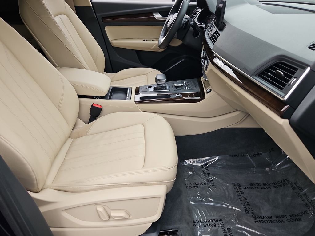 Used 2020 Audi Q5 2.0T Premium image 19