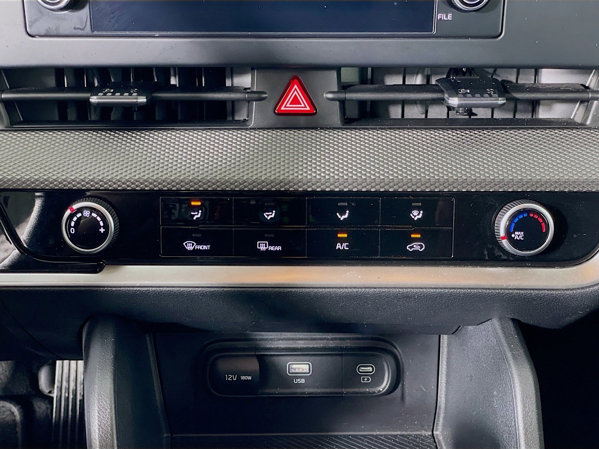 Used 2023 Kia Sportage LX image 23