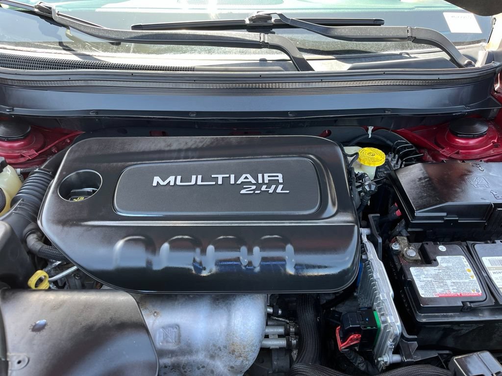 Used 2017 Jeep Cherokee Latitude w/ Safety/Convenience Group AWD/4WD image 31