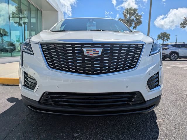 Certified 2025 Cadillac XT5 Luxury w/ LPO, Floor Liner Package image 9