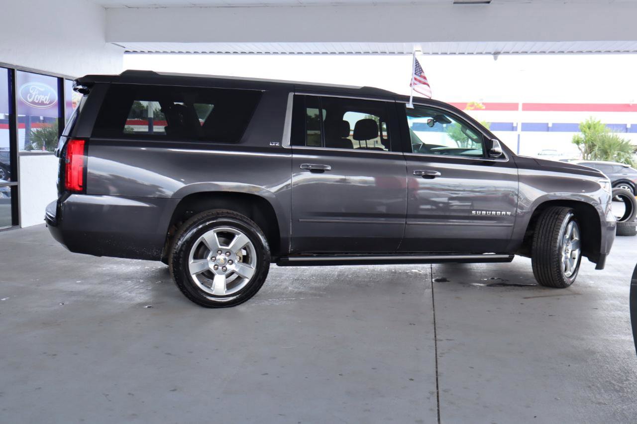 Used 2015 Chevrolet Suburban LTZ AWD/4WD image 6