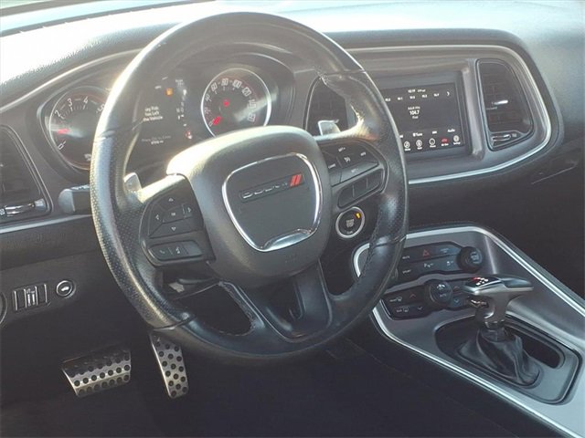 Used 2022 Dodge Challenger GT image 5