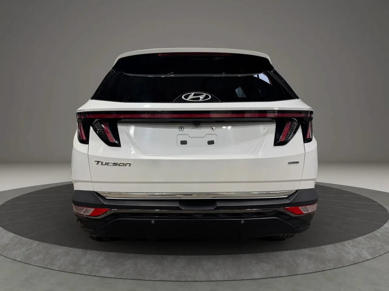 Used 2022 Hyundai Tucson Limited AWD/4WD image 4
