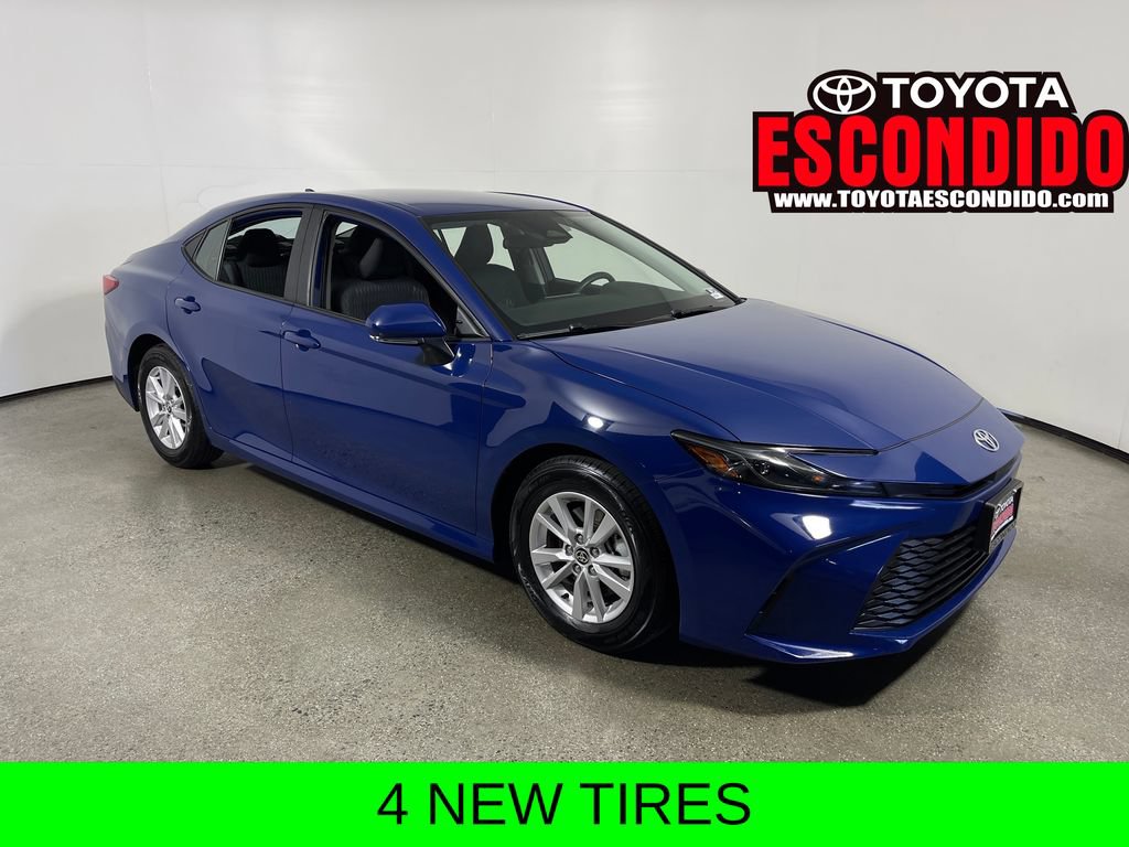 Used 2025 Toyota Camry LE FWD image 1