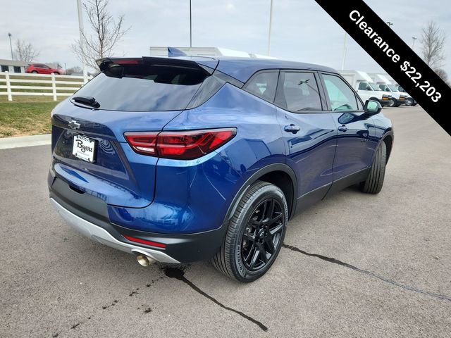 Used 2023 Chevrolet Blazer LT image 8