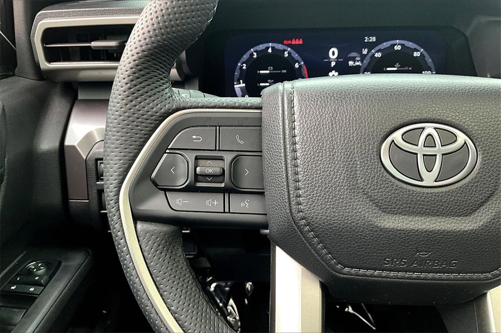Used 2025 Toyota Tacoma TRD Off-Road image 24