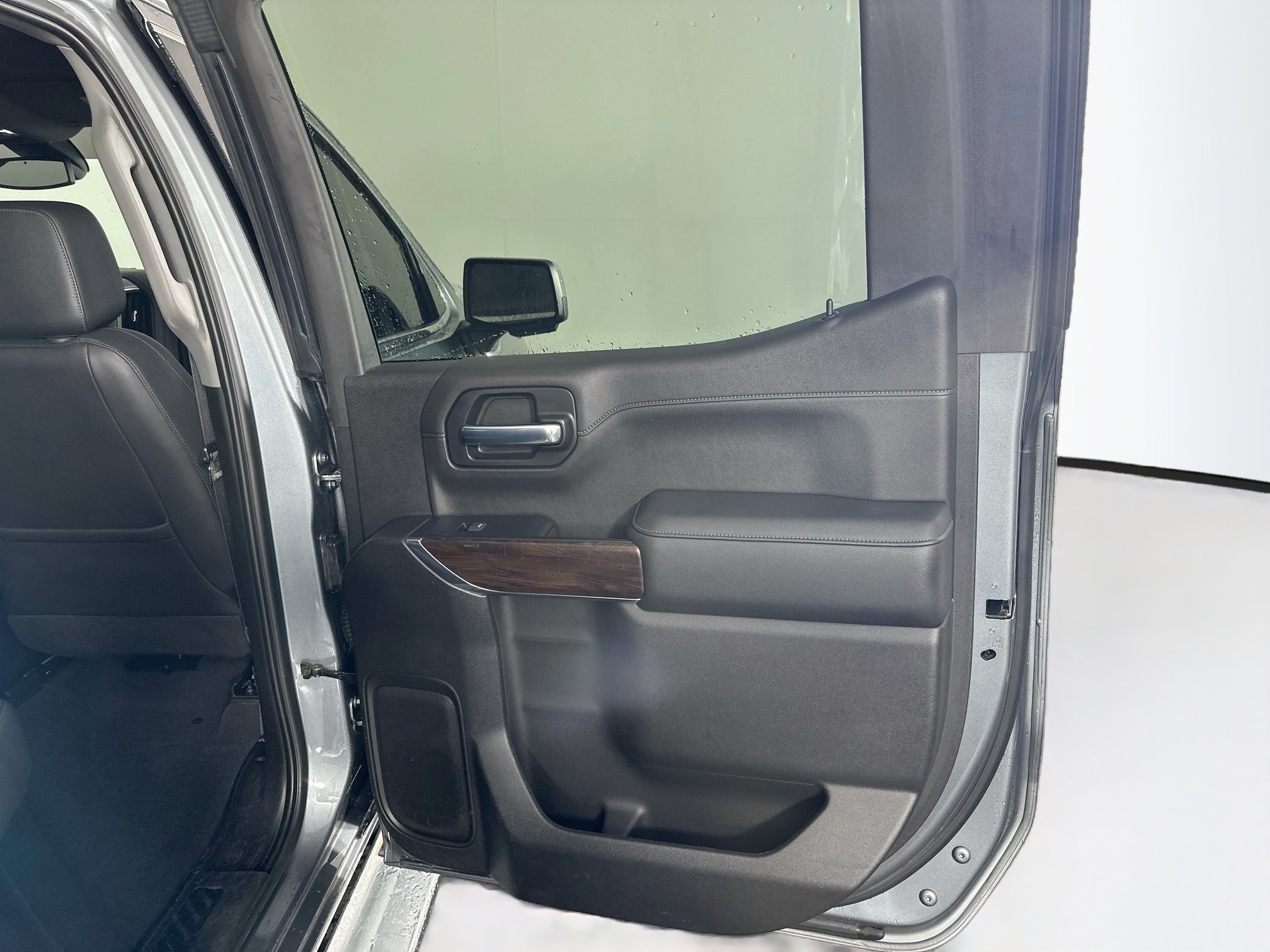 Used 2020 GMC Sierra 1500 SLT w/ SLT Premium Plus Package RWD image 31