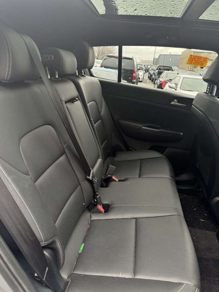 Used 2020 Kia Sportage S w/ S Sunroof Package image 9