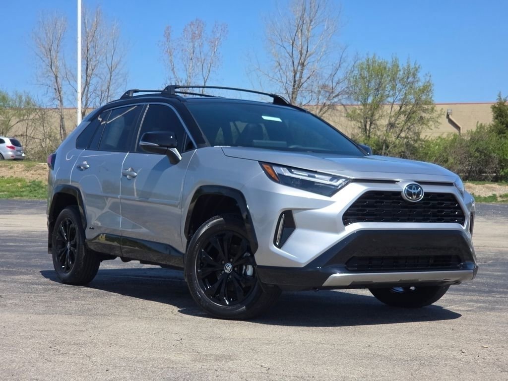 Used 2025 Toyota RAV4 XSE w/ Weather Package image 2