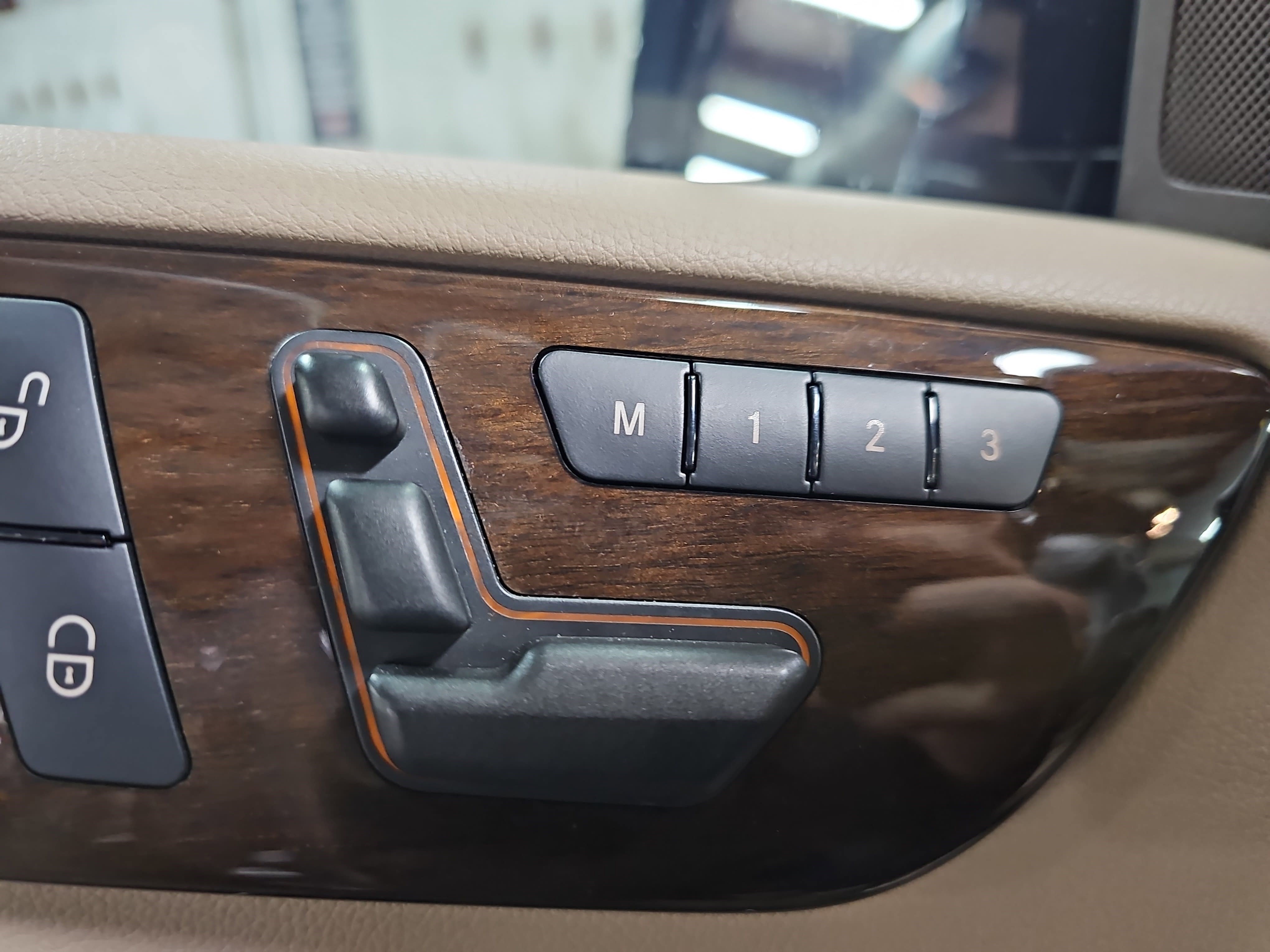 Used 2014 Mercedes-Benz ML 350 2WD image 30