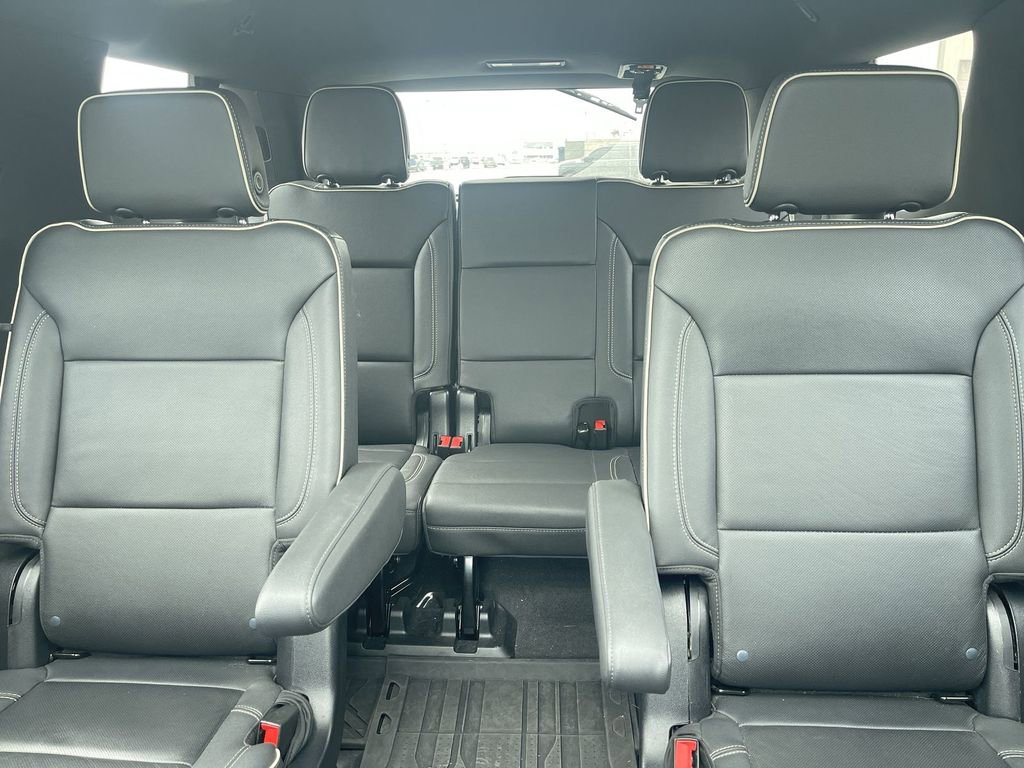 Used 2023 Chevrolet Tahoe Premier w/ Premium Package image 36