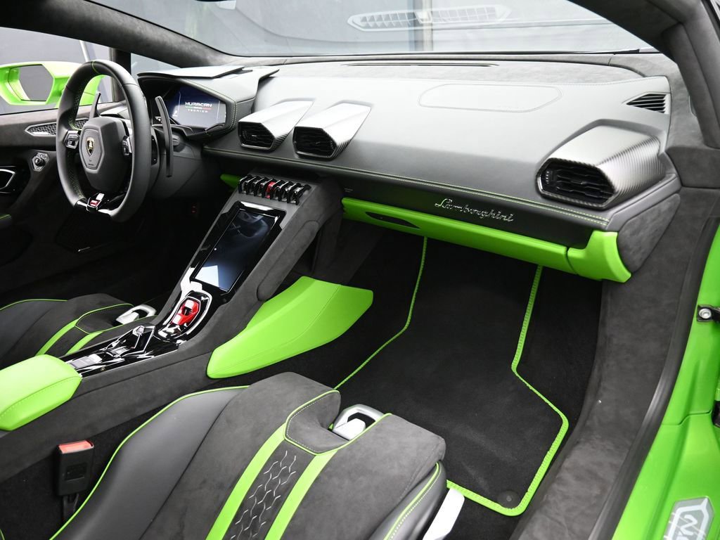 Used 2023 Lamborghini Huracan Tecnica RWD image 26