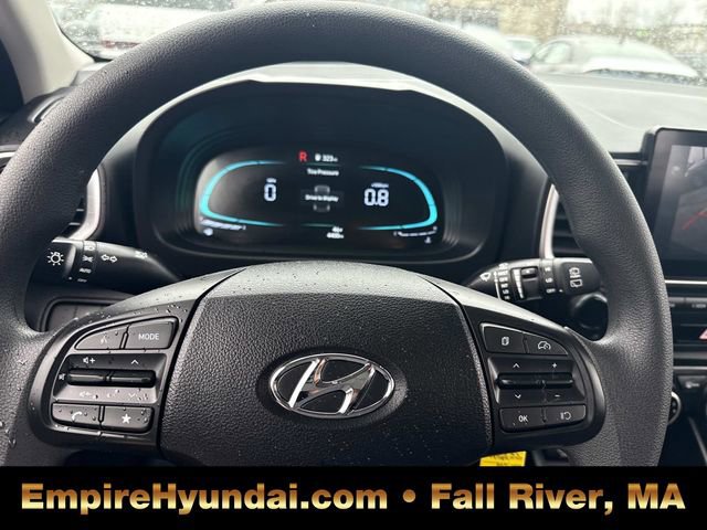 Used 2025 Hyundai Venue SE image 27