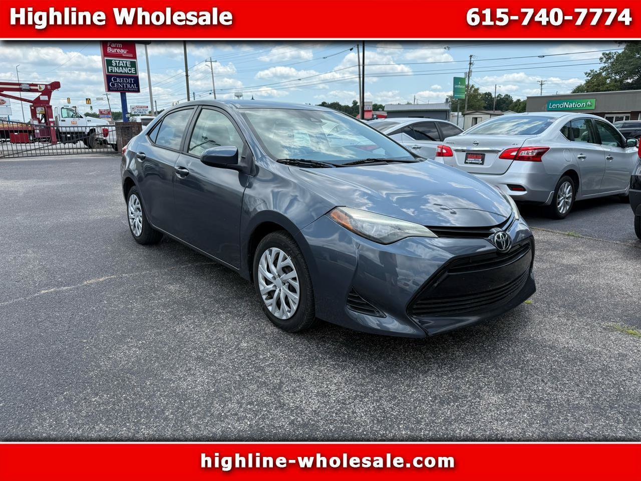 Used 2017 Toyota Corolla LE FWD image 1