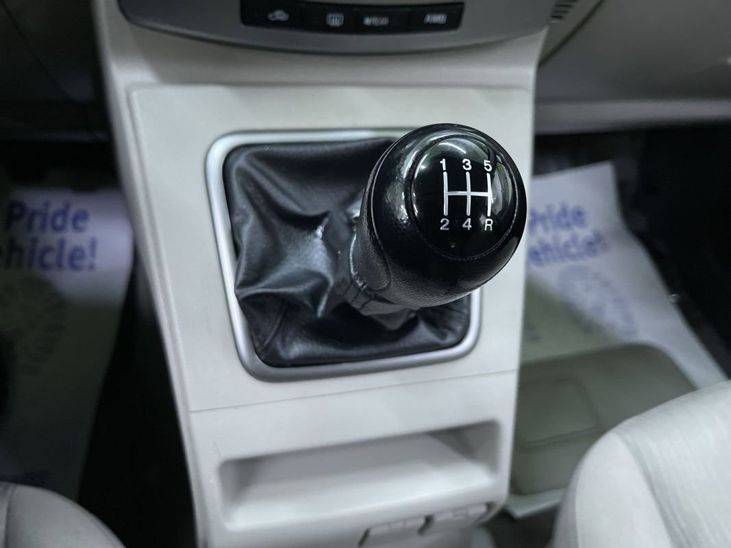 Used 2010 MAZDA MAZDA5 Sport image 22