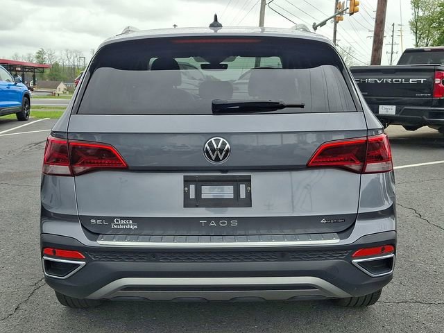 Used 2022 Volkswagen Taos SEL w/ Panoramic Sunroof Package AWD/4WD image 8