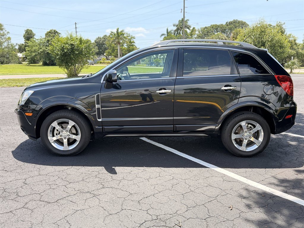 Used 2013 Chevrolet Captiva Sport LT FWD image 6