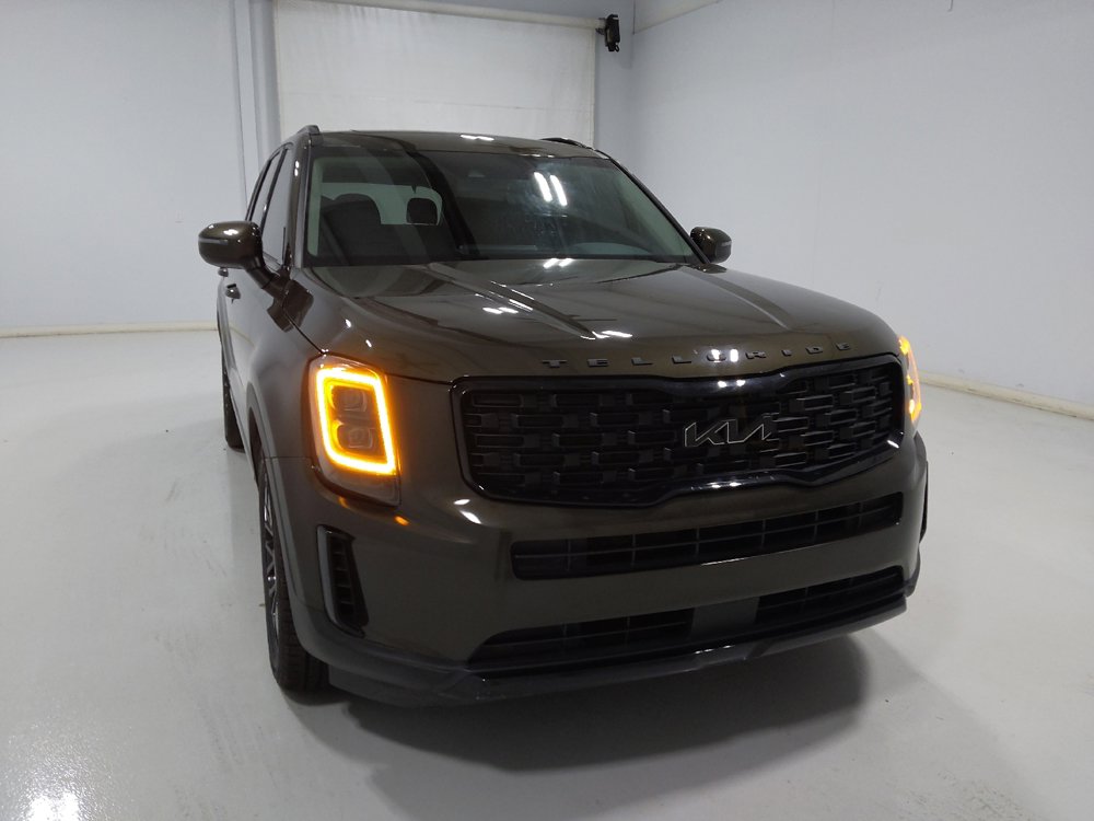 Used 2022 Kia Telluride EX w/ EX Premium Package AWD/4WD image 14
