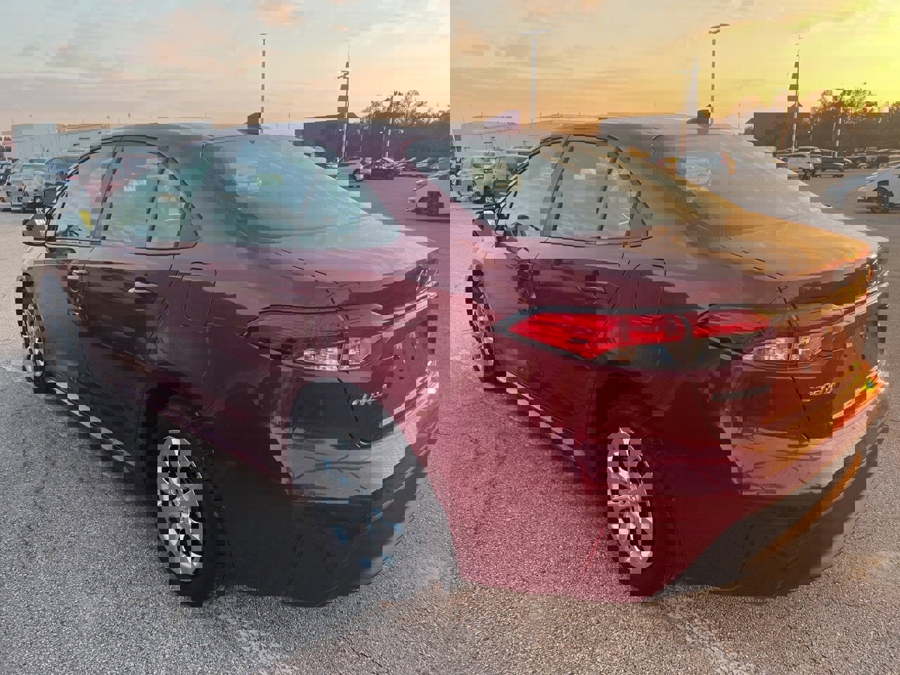 Used 2025 Toyota Corolla LE image 6