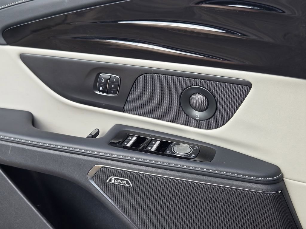 Used 2024 Lincoln Nautilus Reserve w/ Equipment Group 202A image 27