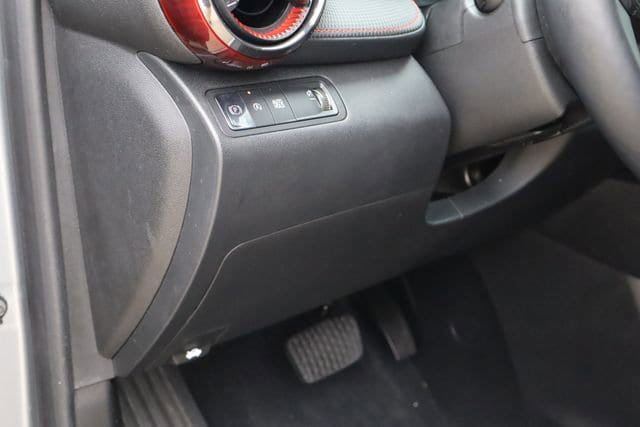 Used 2025 Chevrolet Equinox RS FWD image 23